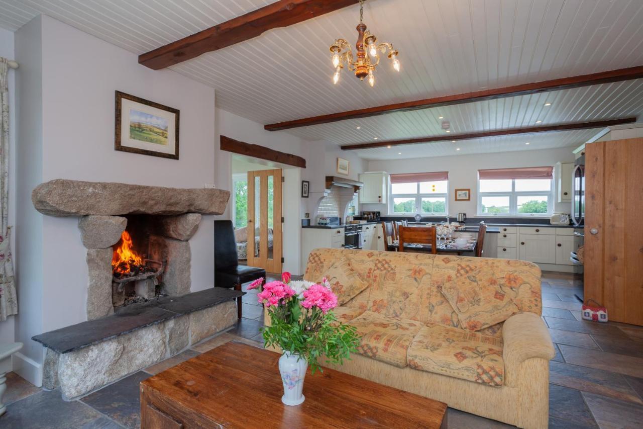 Beautiful mountain views&private hot tub Villa Kilcoo Exterior foto